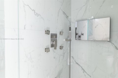 Casa en alquiler en Homestead, Florida, 5 dormitorios, 310.29 m2 № 1958580 - foto 13