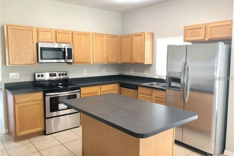House in Sanford, Florida 4 bedrooms, 181.62 sq.m. № 2123174 - photo 5