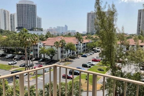 Condominio en venta en Aventura, Florida, 1 dormitorio, 85.28 m2 № 1939554 - foto 20