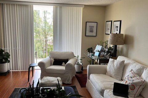 Condominio en venta en Aventura, Florida, 1 dormitorio, 85.28 m2 № 1939554 - foto 9