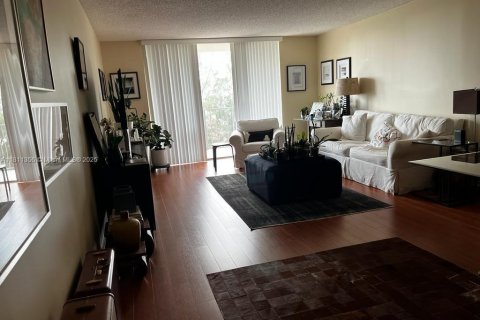 Condominio en venta en Aventura, Florida, 1 dormitorio, 85.28 m2 № 1939554 - foto 8