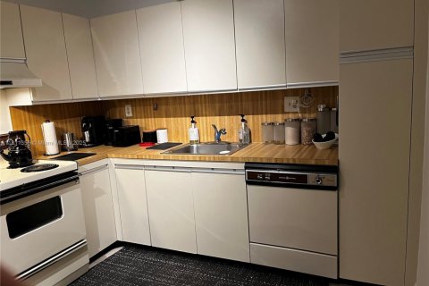 Condominio en venta en Aventura, Florida, 1 dormitorio, 85.28 m2 № 1939554 - foto 16