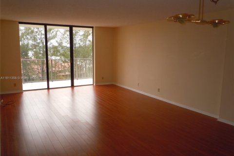 Condominio en venta en Aventura, Florida, 1 dormitorio, 85.28 m2 № 1939554 - foto 22