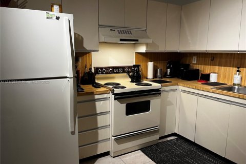 Condominio en venta en Aventura, Florida, 1 dormitorio, 85.28 m2 № 1939554 - foto 15