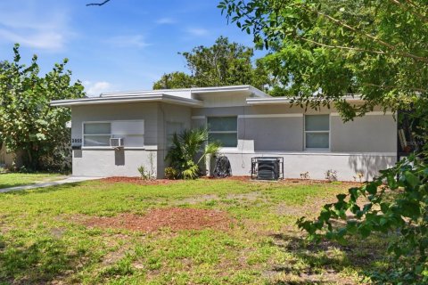 Villa ou maison à Saint Petersburg, Floride 2 chambres, 73.58 m2 № 2345361