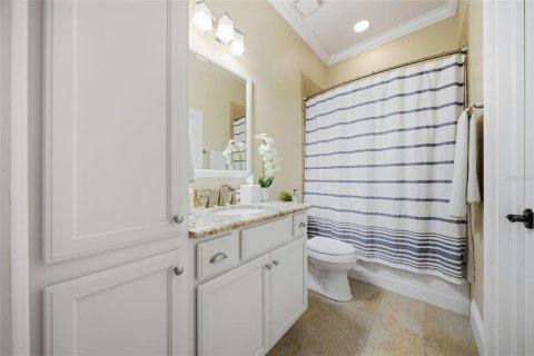 House in Valrico, Florida 3 bedrooms, 170.94 sq.m. № 2314318 - photo 25