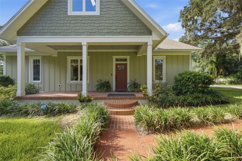 House in Valrico, Florida 3 bedrooms, 170.94 sq.m. № 2314318 - photo 3