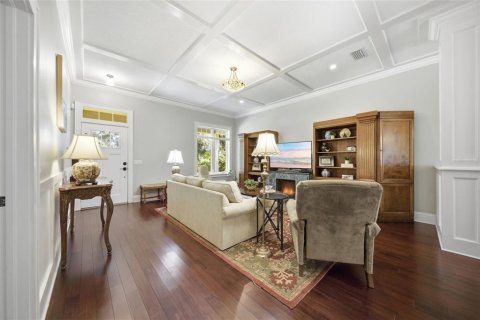 House in Valrico, Florida 3 bedrooms, 170.94 sq.m. № 2314318 - photo 8