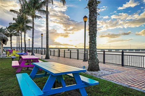 Casa en venta en Port Charlotte, Florida, 2 dormitorios, 109.25 m2 № 1919443 - foto 26