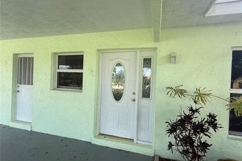 Casa en venta en Port Charlotte, Florida, 2 dormitorios, 109.25 m2 № 1919443 - foto 3
