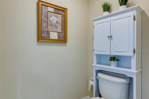 Condo in Daytona Beach Shores, Florida, 3 bedrooms  № 531164 - photo 18