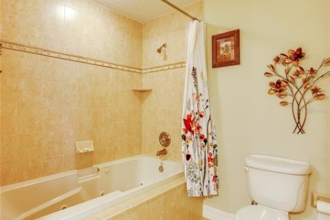 Condo in Daytona Beach Shores, Florida, 3 bedrooms  № 531164 - photo 25