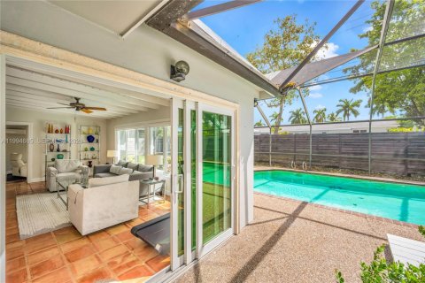Villa ou maison à vendre à Miami, Floride: 3 chambres, 177.26 m2 № 2059578 - photo 30