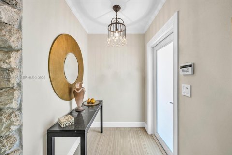 Villa ou maison à vendre à Miami, Floride: 3 chambres, 177.26 m2 № 2059578 - photo 5