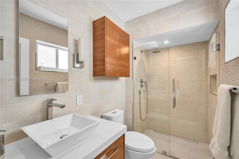 Villa ou maison à vendre à Miami, Floride: 3 chambres, 177.26 m2 № 2059578 - photo 21