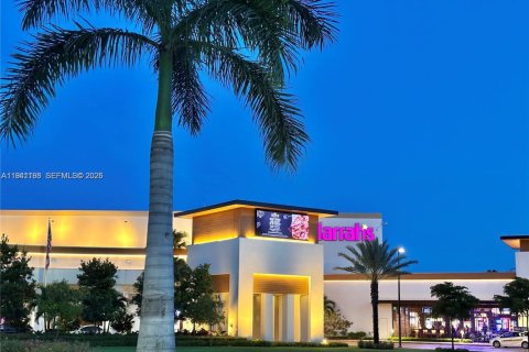 Condo in Pompano Beach, Florida, 2 bedrooms  № 1998367 - photo 27