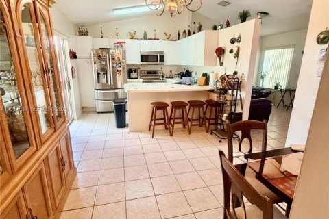 Villa ou maison à vendre à Miami, Floride: 4 chambres, 122.17 m2 № 2192104 - photo 20
