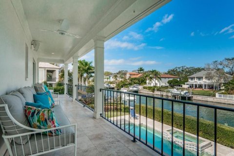 House in Tampa, Florida 5 bedrooms, 274.9 sq.m. № 1866382 - photo 27