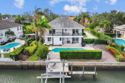 House in Tampa, Florida 5 bedrooms, 274.9 sq.m. № 1866382 - photo 20