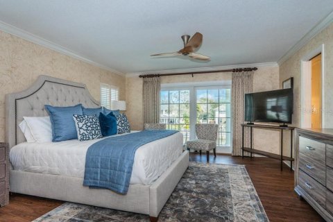 House in Tampa, Florida 5 bedrooms, 274.9 sq.m. № 1866382 - photo 23