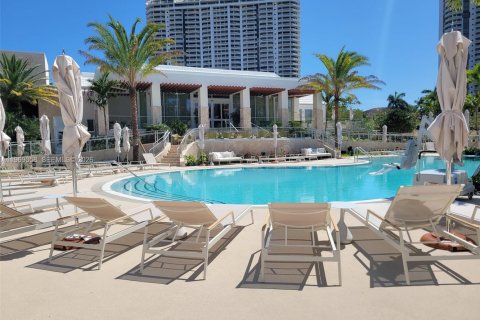 Condominio en venta en Aventura, Florida, 3 dormitorios, 174.66 m2 № 2029863 - foto 27