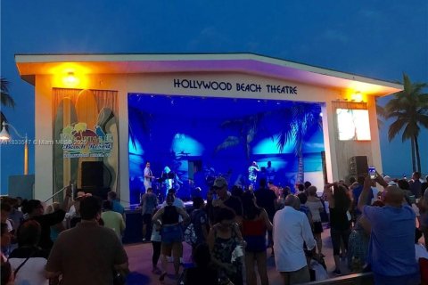 Condominio en venta en Hollywood, Florida, 1 dormitorio, 80.27 m2 № 1940462 - foto 9