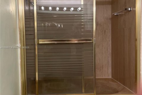 Condominio en venta en Hollywood, Florida, 1 dormitorio, 80.27 m2 № 1940462 - foto 18