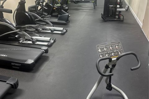 Condominio en venta en Hollywood, Florida, 1 dormitorio, 80.27 m2 № 1940462 - foto 8