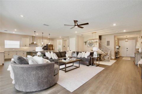 Villa ou maison à vendre à Clermont, Floride: 6 chambres, 382.01 m2 № 2279943 - photo 9