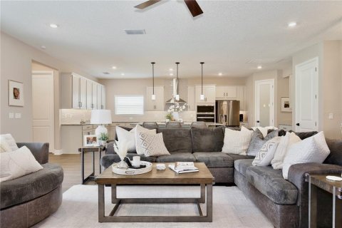 Villa ou maison à vendre à Clermont, Floride: 6 chambres, 382.01 m2 № 2279943 - photo 11