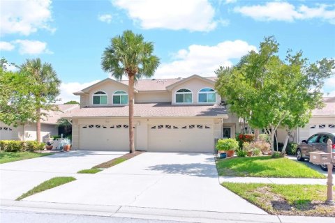 Townhouse in Clearwater, Florida 3 bedrooms, 170.2 sq.m. № 2195772 - photo 4