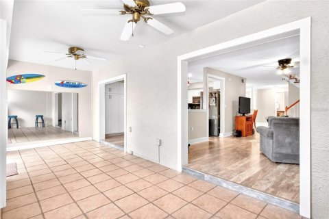 Townhouse in Clearwater, Florida 3 bedrooms, 170.2 sq.m. № 2195772 - photo 22