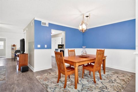 Townhouse in Clearwater, Florida 3 bedrooms, 170.2 sq.m. № 2195772 - photo 12