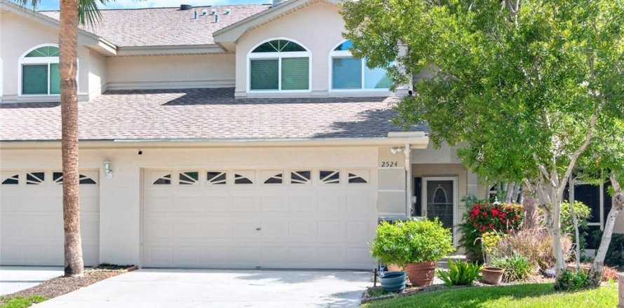 Townhouse in Clearwater, Florida 3 bedrooms, 170.2 sq.m. № 2195772
