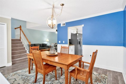 Townhouse in Clearwater, Florida 3 bedrooms, 170.2 sq.m. № 2195772 - photo 8