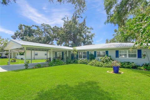 House in Lake City, Florida 4 bedrooms, 149.67 sq.m. № 1877184 - photo 1