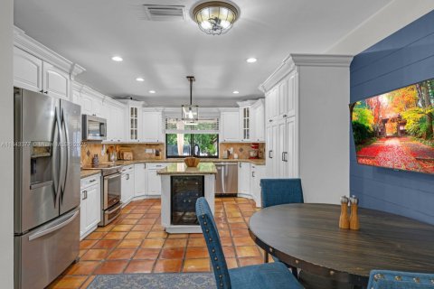 Casa en venta en Plantation, Florida, 5 dormitorios, 293.57 m2 № 1836587 - foto 14