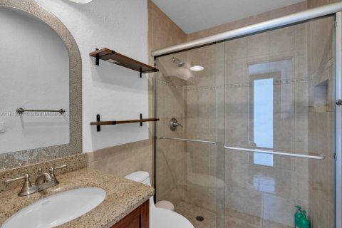 Casa en venta en Plantation, Florida, 5 dormitorios, 293.57 m2 № 1836587 - foto 28