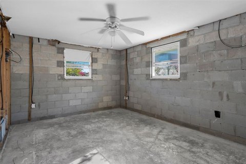 Propiedad comercial en venta en Englewood, Florida, 4 dormitorios, 201.13 m2 № 1576562 - foto 15