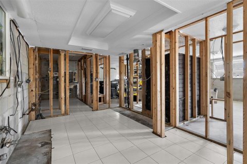 Propiedad comercial en venta en Englewood, Florida, 4 dormitorios, 201.13 m2 № 1576562 - foto 12