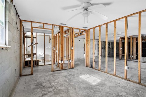 Propiedad comercial en venta en Englewood, Florida, 4 dormitorios, 201.13 m2 № 1576562 - foto 16