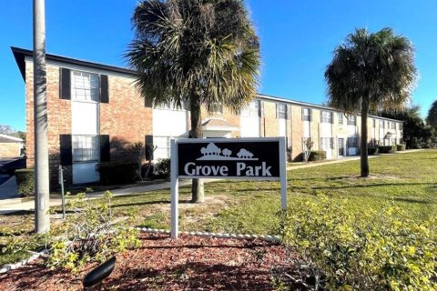 Condo in Orlando, Florida, 2 bedrooms  № 1808407 - photo 1