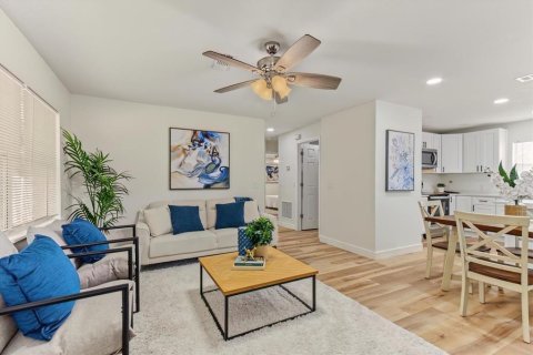 Casa en venta en Oak Hill, Florida, 2 dormitorios, 94.39 m2 № 2383417 - foto 11