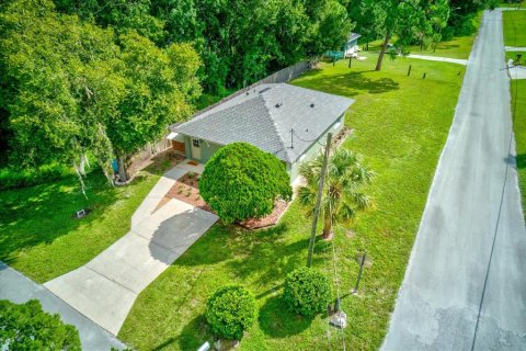 Casa en venta en Oak Hill, Florida, 2 dormitorios, 94.39 m2 № 2383417 - foto 3