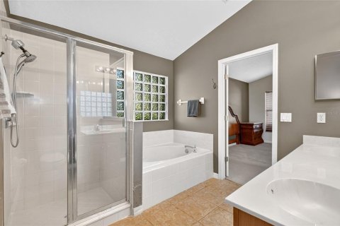 Villa ou maison à vendre à Orlando, Floride: 3 chambres, 156.82 m2 № 2138542 - photo 15