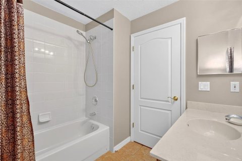 Villa ou maison à vendre à Orlando, Floride: 3 chambres, 156.82 m2 № 2138542 - photo 23