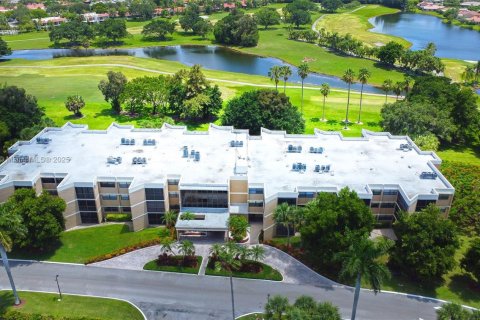 Condo in Weston, Florida, 2 bedrooms  № 1840843 - photo 29