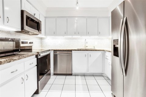 Condo in Weston, Florida, 2 bedrooms  № 1840843 - photo 2