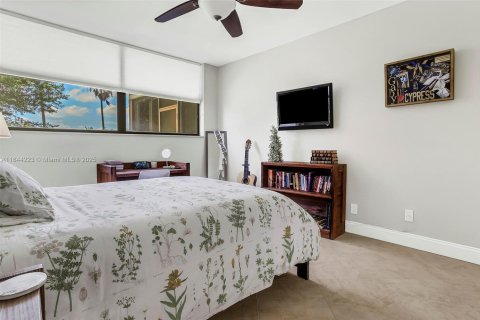 Condo in Weston, Florida, 2 bedrooms  № 1840843 - photo 19
