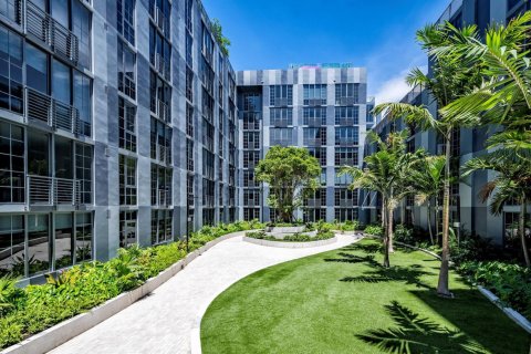 Copropriété à louer à Miami, Floride: 3 pièces, 40.6 m2 № 2175822 - photo 12